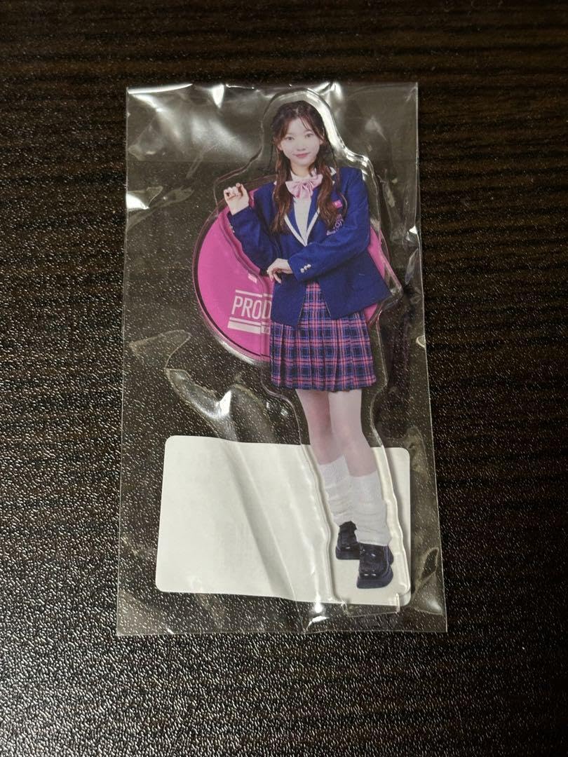 IS:SUE日プ坂口梨乃制服アクスタ